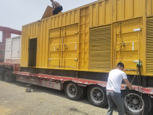 德惠发电机出租100KW发电机需要什么规格的电缆线？